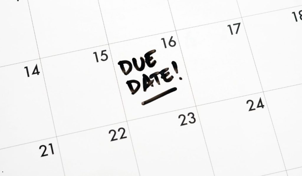 Calendar with a highlighted deadline demonstrating Process Cycle Time and task completion scheduling.