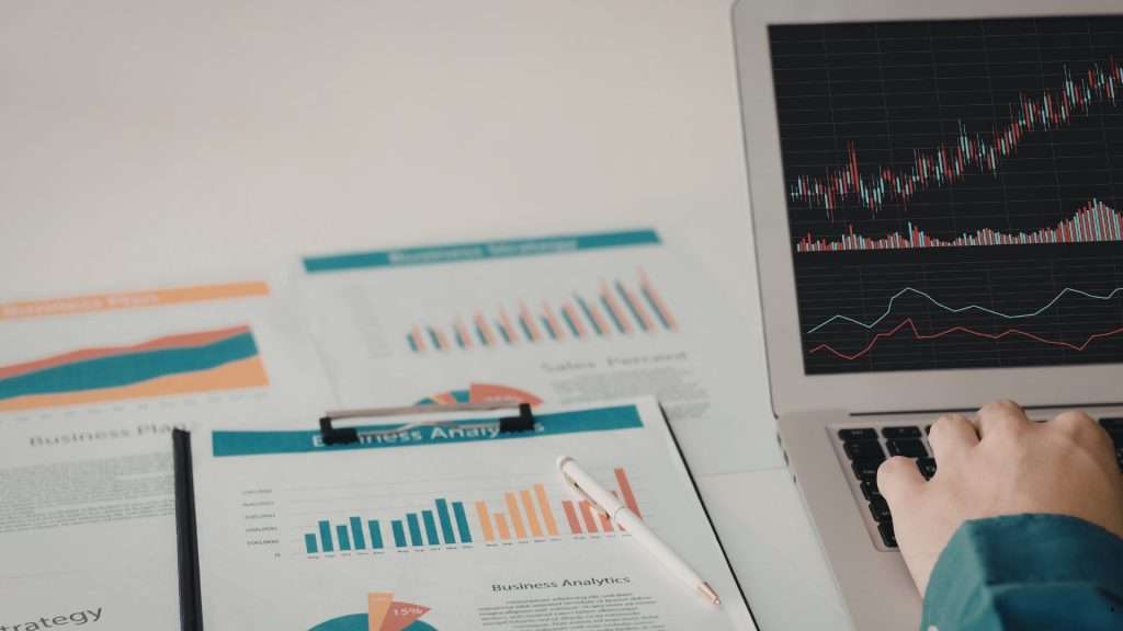 F Value in ANOVA business analytics dashboard showing variance analysis, trend comparisons, and statistical performance measurements across multiple datasets.